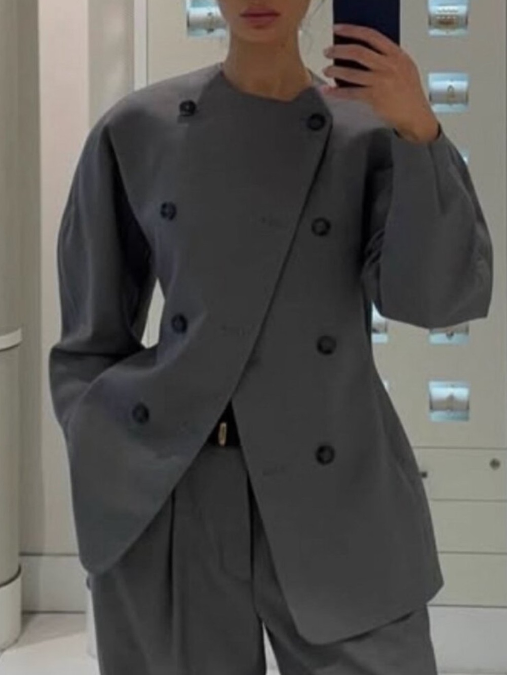 Helsa The Curvilinear Blazer Charcoal Gray - Picture 5 of 14